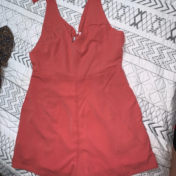 BUDDYLOVE JOAN TIE SHOULDER ROMPER - CORAL - Picture 7 of 14